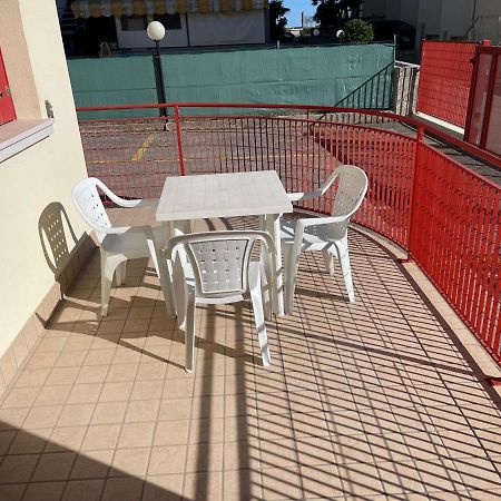 Residence Al Mare - Agenzia Cocal Caorle Exteriör bild