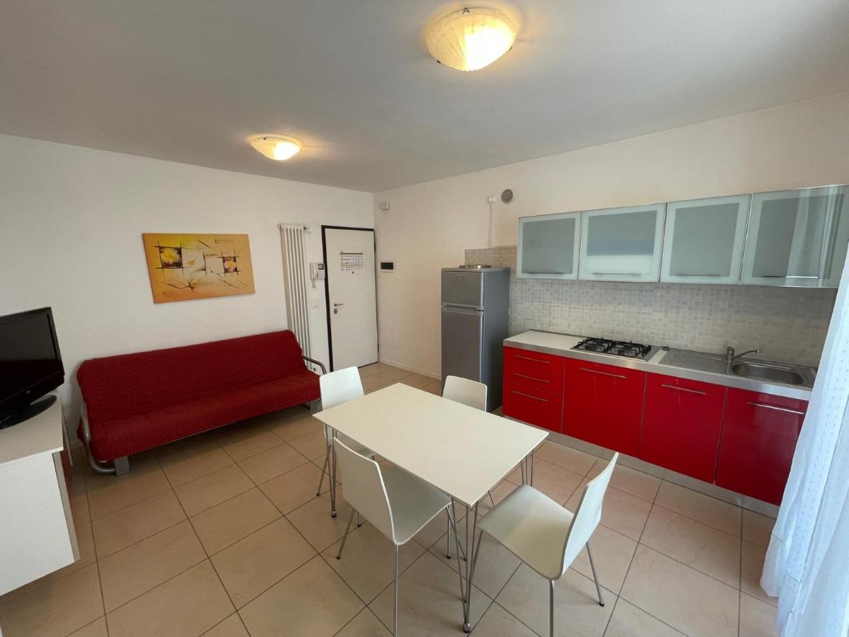 Residence Al Mare - Agenzia Cocal Caorle Exteriör bild