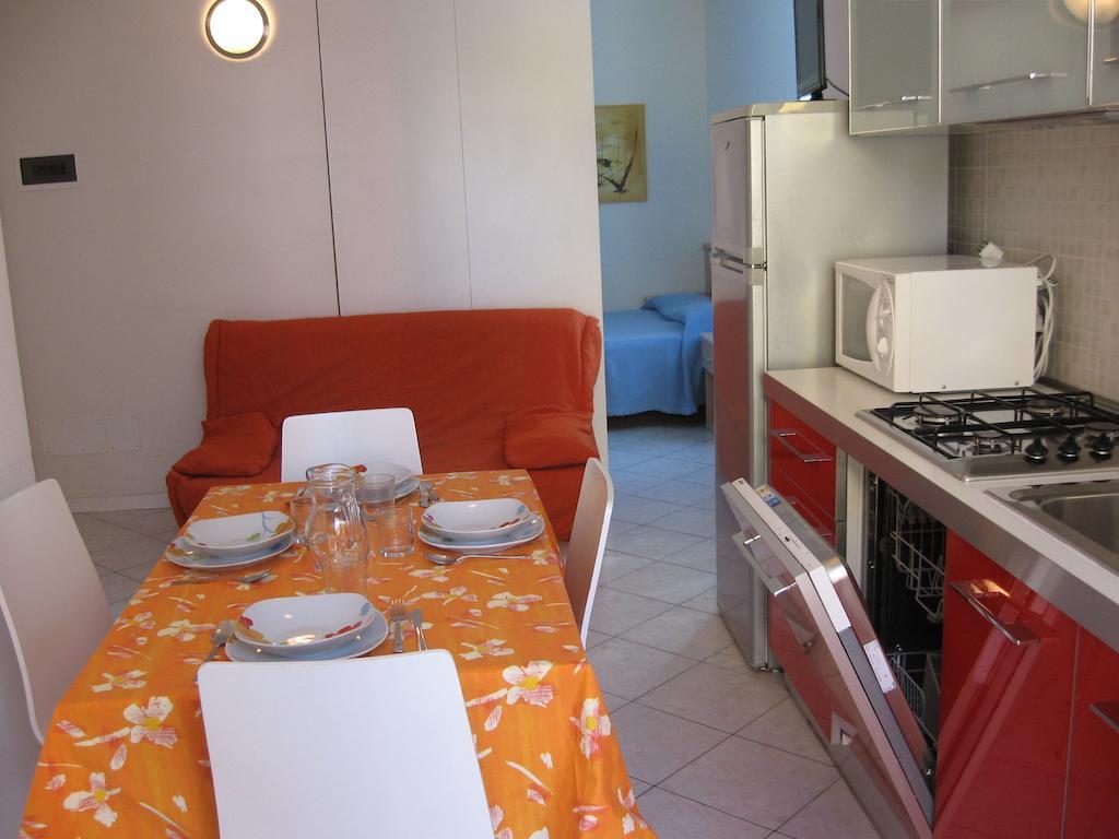 Residence Al Mare - Agenzia Cocal Caorle Exteriör bild
